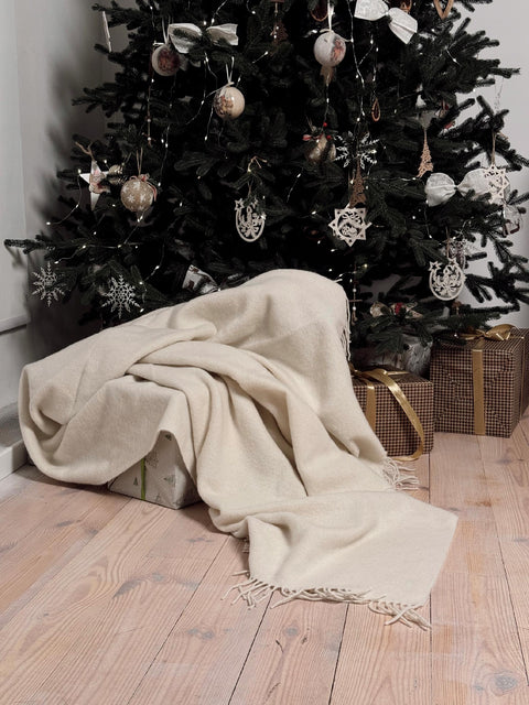 Merino Solid Плед з вовни мериноса молочний 150×200 см з китицями