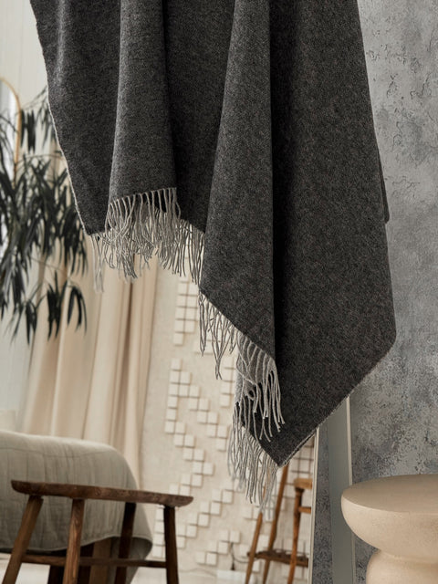 Marse Light & Dark Grey Dwustronny Koc z wełny merynosa 140x200 cm Elegantna szarość
