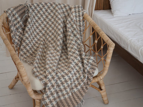 Elf CARAMBOLA Плед з новозеландської вовни Boho 140×200 см декоративний у відтінках бежевого