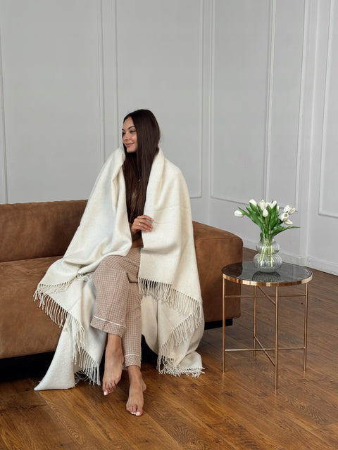Merino Solid Плед з вовни мериноса молочний 150×200 см з китицями