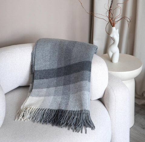 Marsel S/Zik Плед Merino з градієнтом сірих відтінків 140×200 см