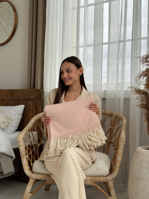 Marsel Lille Плед Merino у пудрово-рожевому кольорі 140×200 см – діамантове плетіння